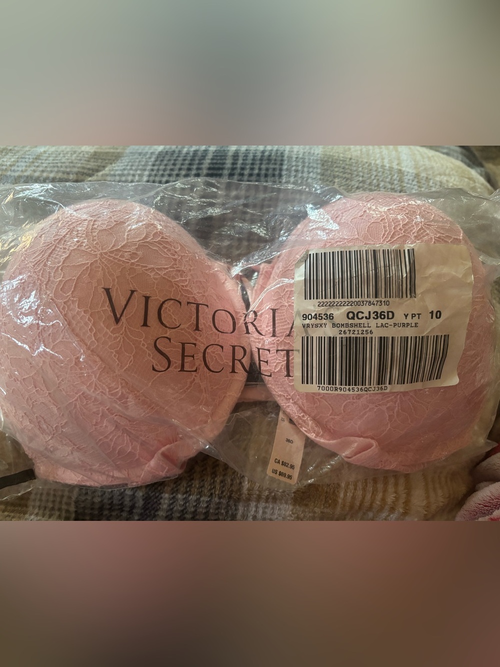 NEW WITH TAGS VICTORIAS SECRET BOMBSHELL LACE BRA!